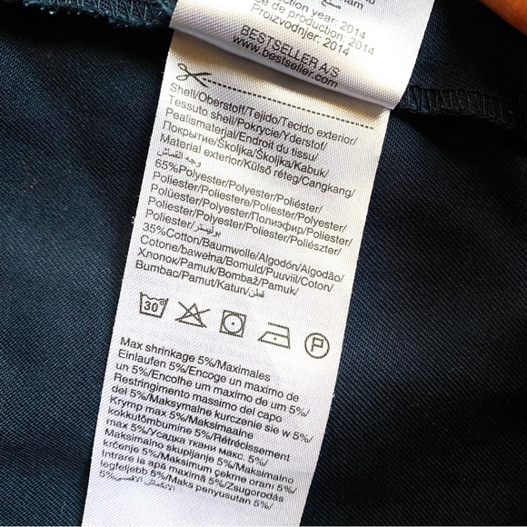 💙 VERO MODA NAVY BASIC CINCHED WAIST JACKET! - Picture 16 of 16